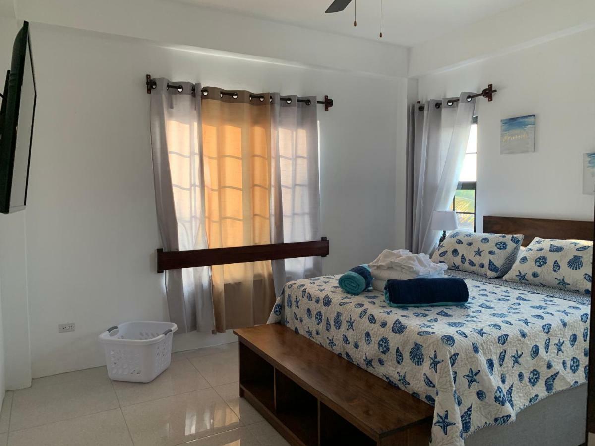 Bay Towers Aparthotel Caye Caulker Buitenkant foto